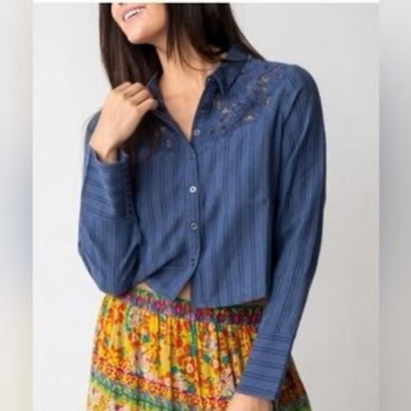 NATURAL LIFE Tops - Natural Life Anna Blue Striped Eyelet Lace Embroidered Button Down Shirt Large